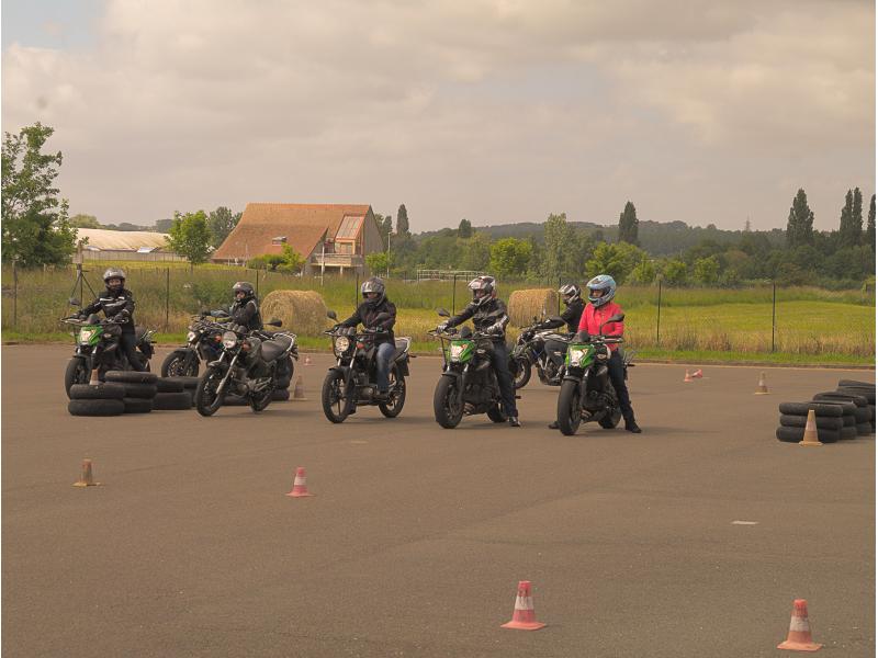 Pleins Phares au Mans - Piste moto privée à Saint Saturnin (Sarthe)